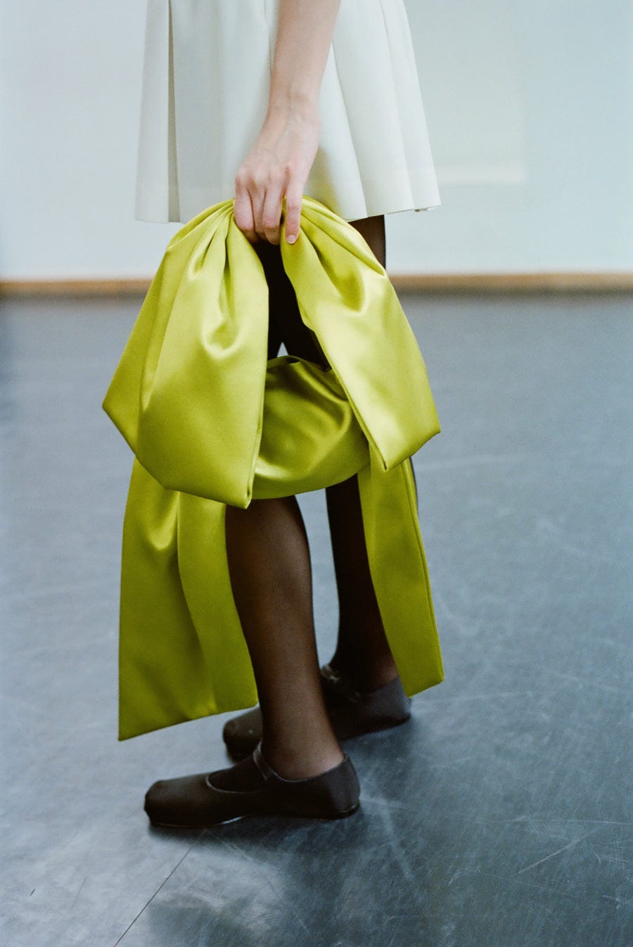 SMALL REGALO BAG IN CHARTREUSE