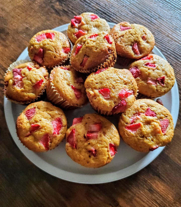 strawberry muffins with sucanat