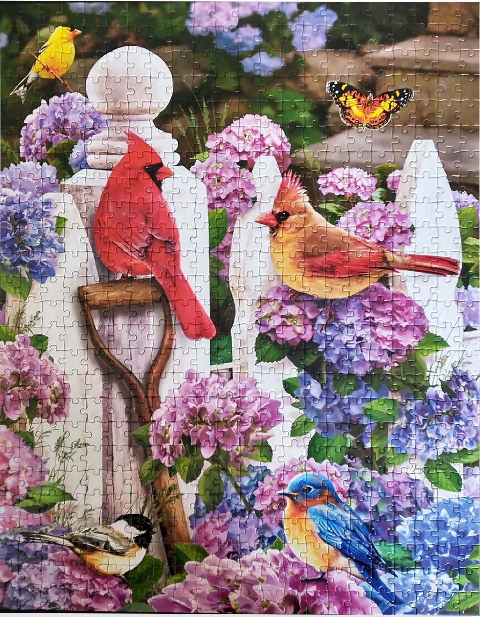 Vermont Christmas Company Cardinals and Friends Jigsaw Puzzle