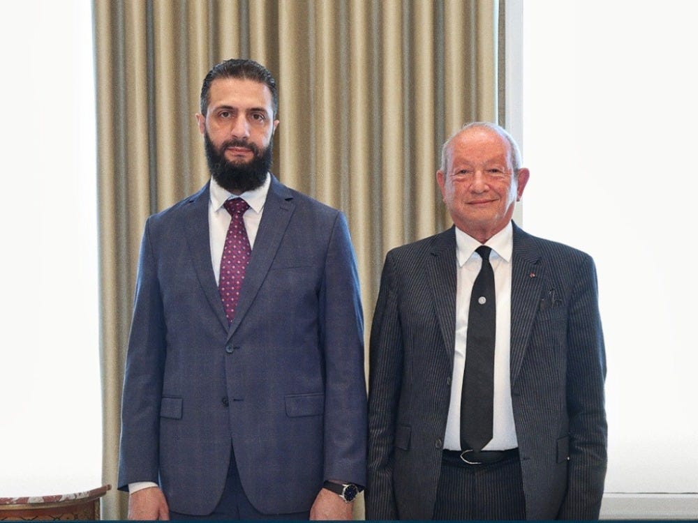 الرئيس الشرع يستقبل رجل الأعمال المصري نجيب ساويرس الرئيس الشرع يستقبل رجل الأعمال المصري نجيب ساويرس