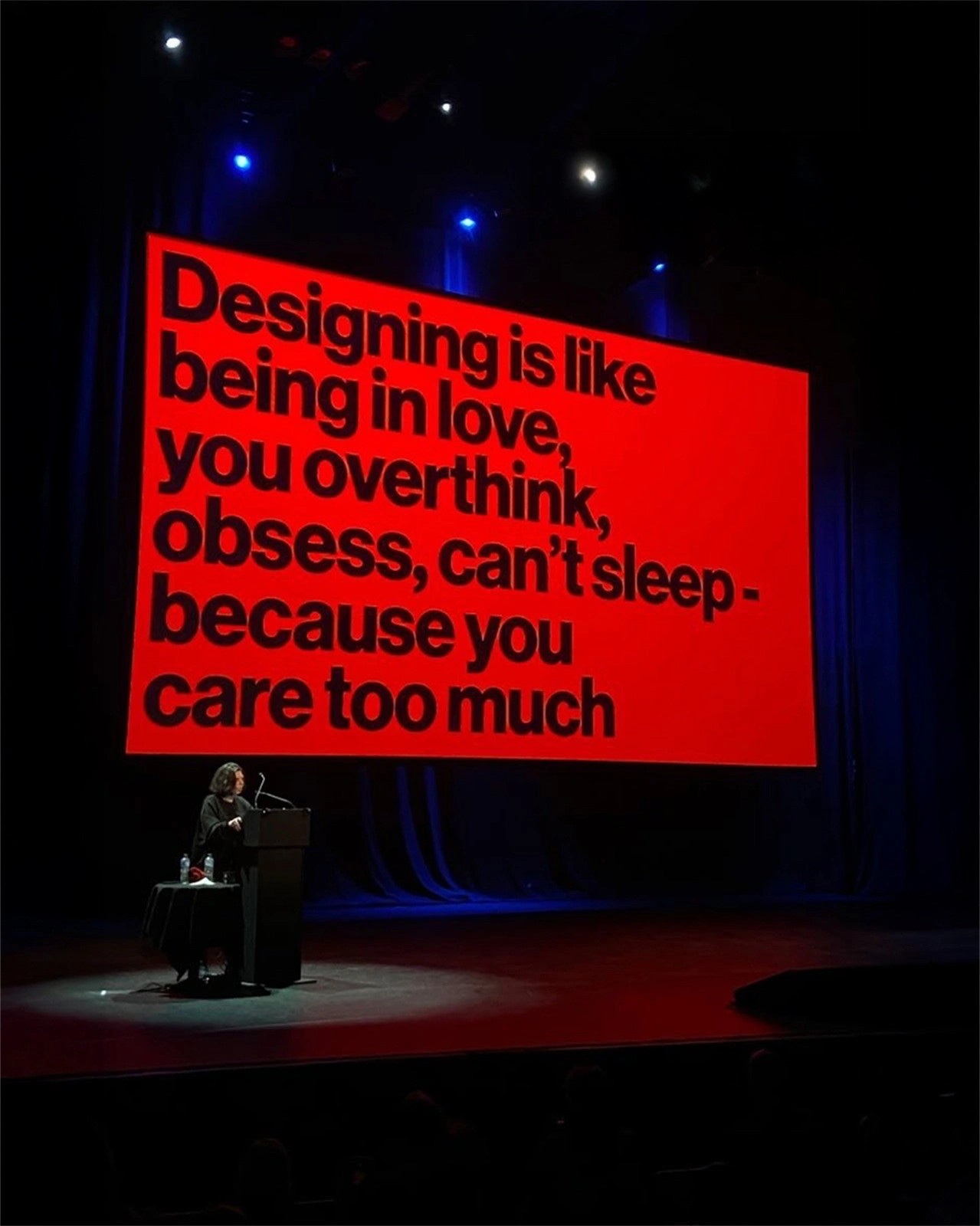 An image added by casasanto on Dec 09, 2024. May present: stage.