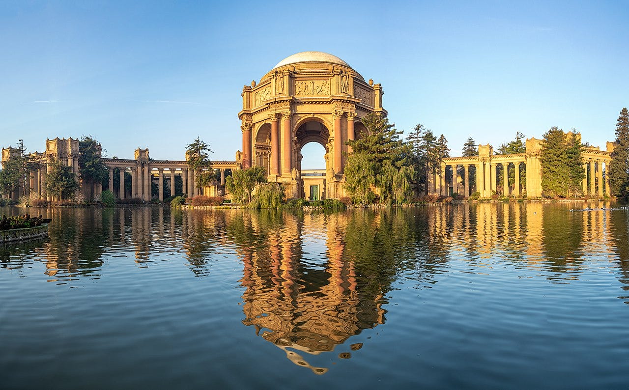 Palace of Fine Arts. Photo: Wikipedia / User: Rhododendrites.