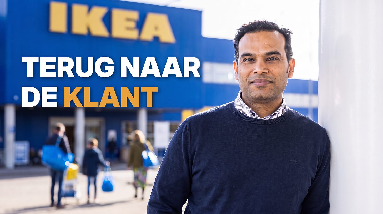 Parag Parekh voor een IKEA-winkel, met de tekst TERUG NAAR DE KLANT Parag Parekh voor een IKEA-winkel, met de tekst TERUG NAAR DE KLANT