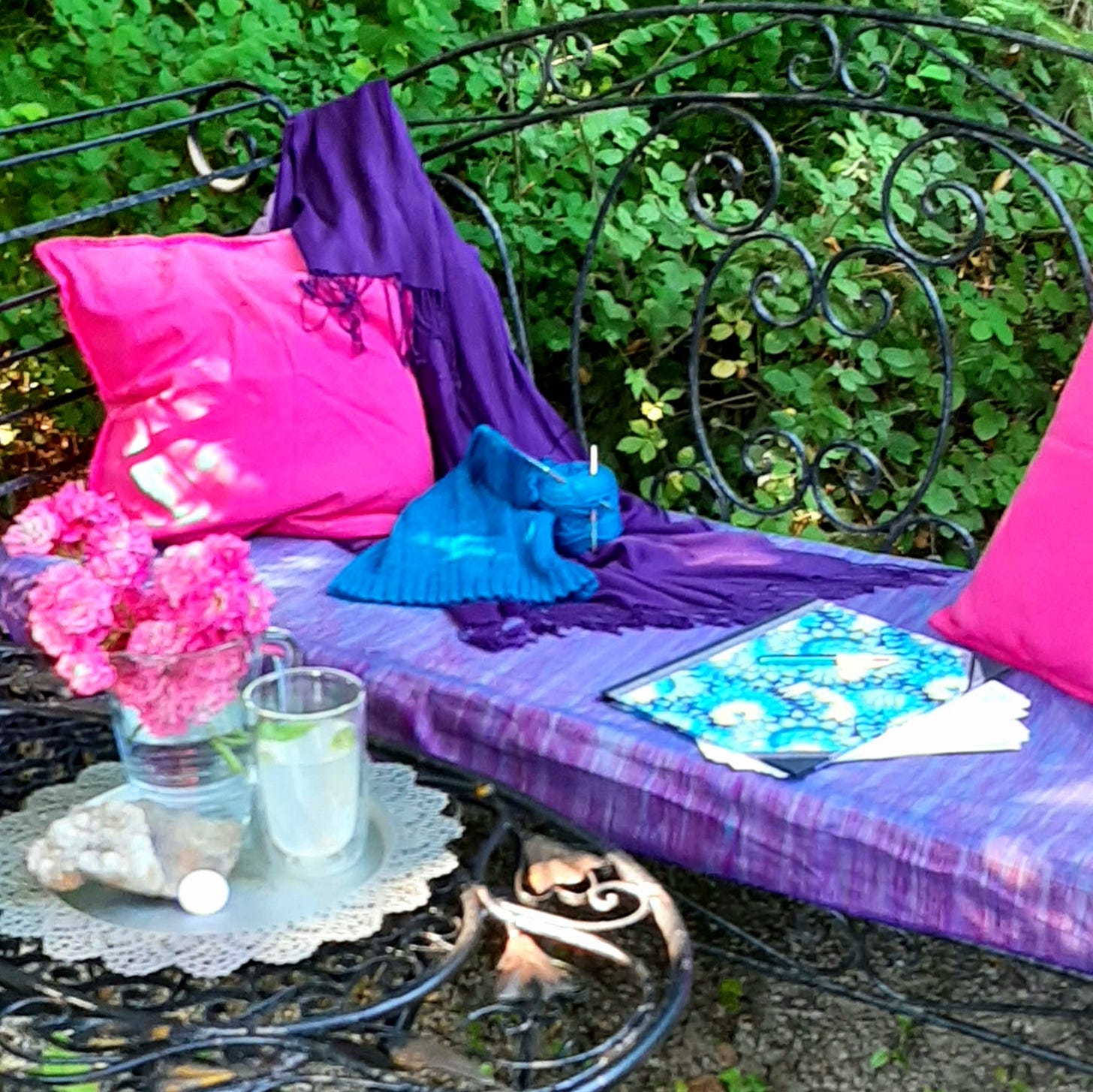 The Creatrix Experience ©2024 Elizabeth des Roches