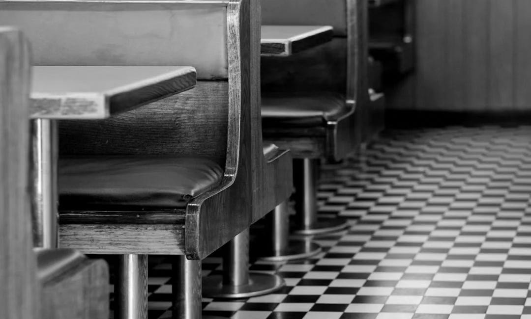 The Mad Ophelias: Chapter 4