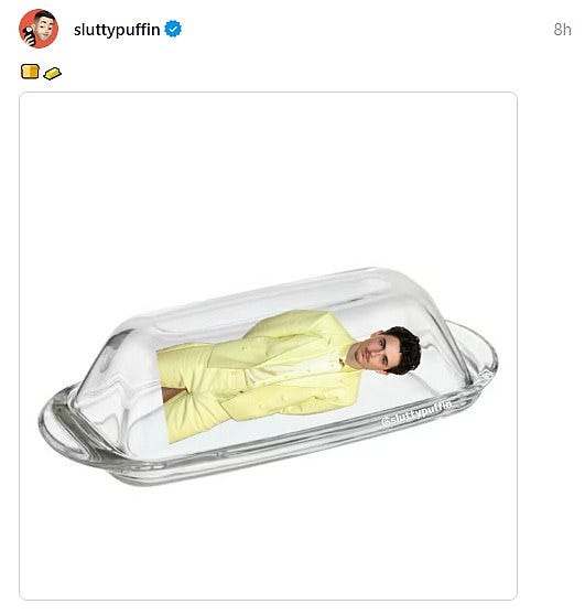 Fashion fans were quick to slam Timothée Chalamet on Sunday night after he made his debut at the 2025 Oscars in a butter-yellow suit