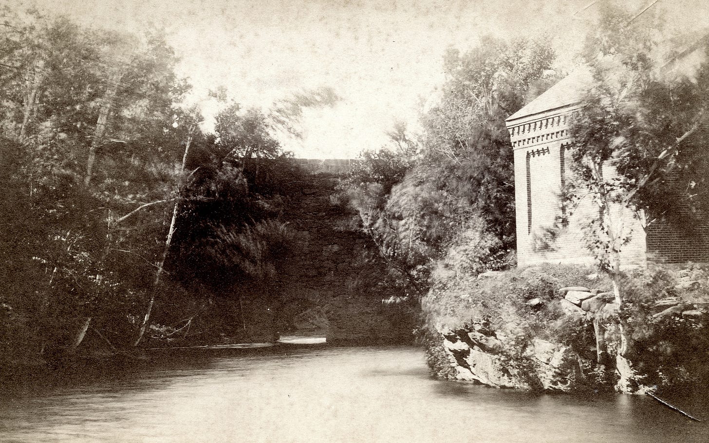 High bridge and building belonging to the milll