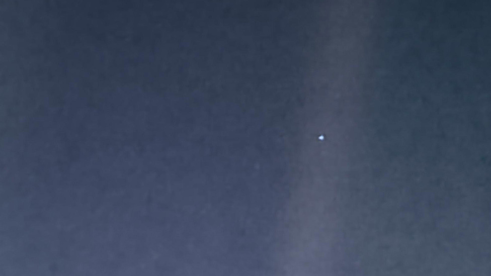 Nasa 're-masters' classic 'Pale Blue Dot' image of Earth