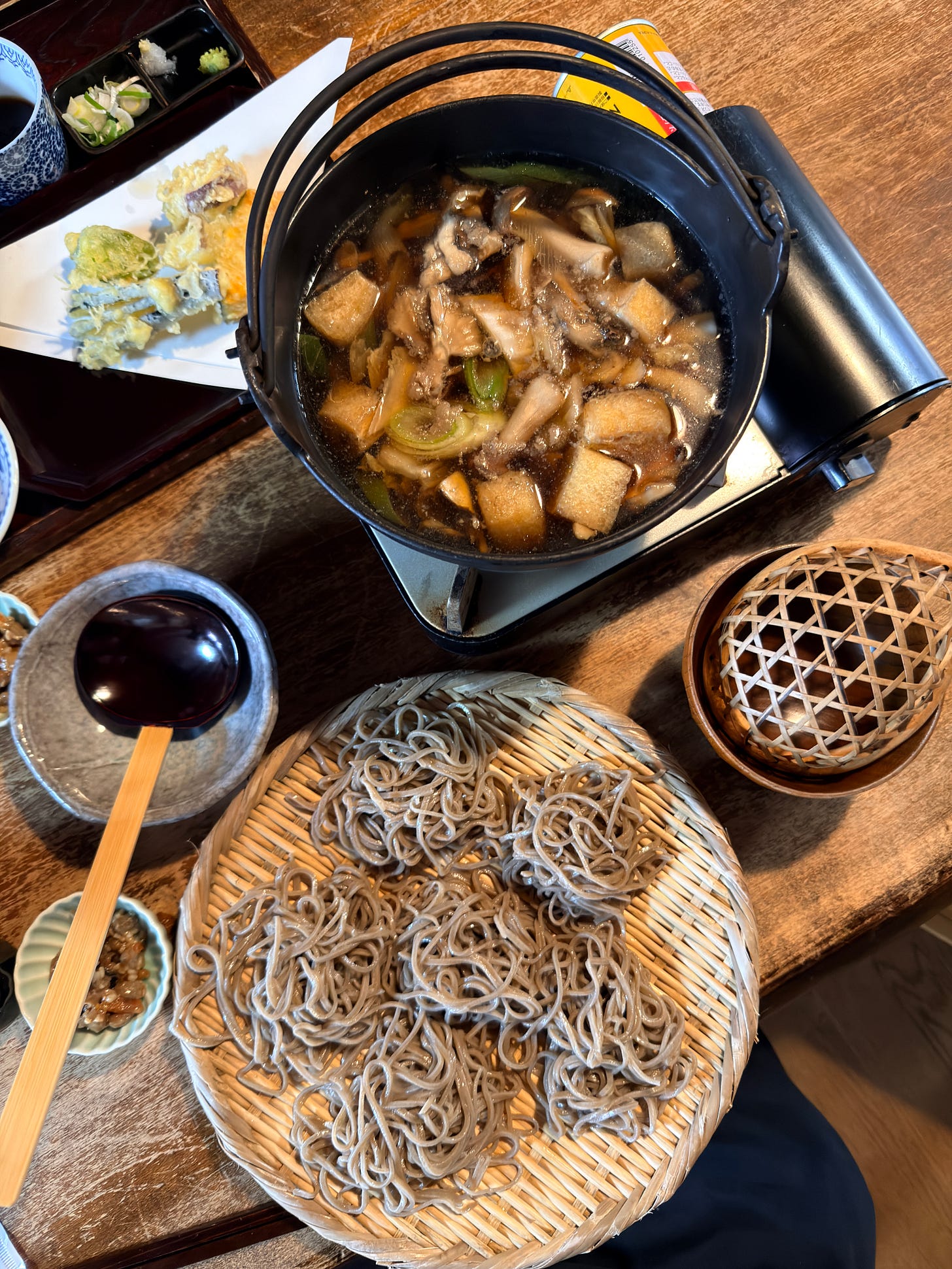 Toji Soba at Kokoro-ne on a platter, with a hot pot full of soup