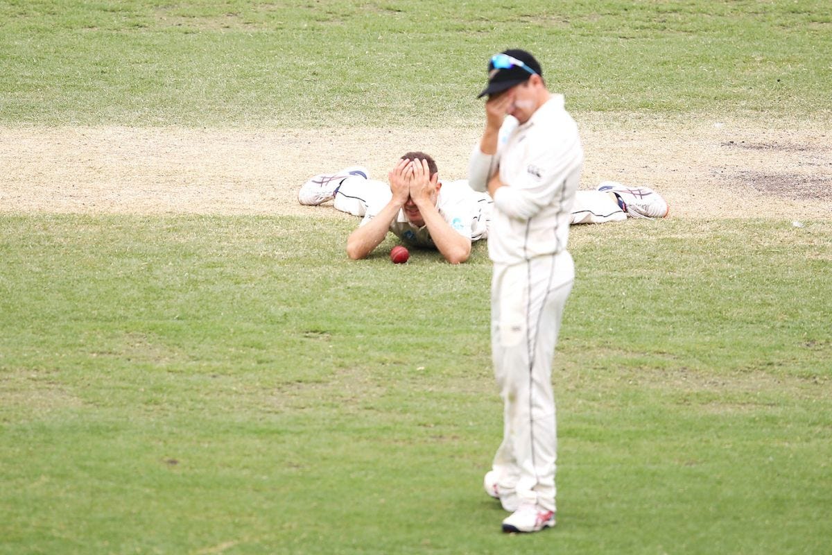 Despair after Todd Astle drops a return catch, Australia v New Zealand, 3rd Test, Sydney, 4th day, January 6, 2020