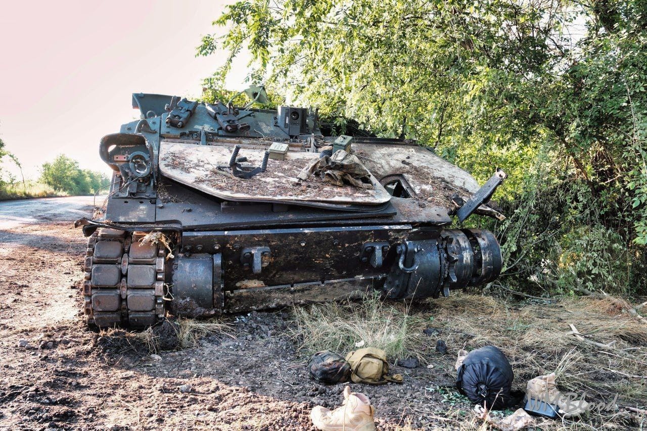 Destroyed M2 Bradley : r/DestroyedTanks