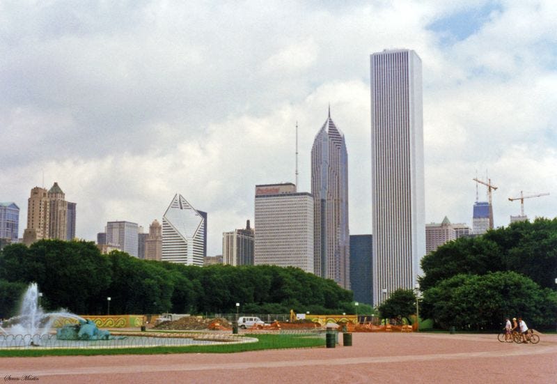 The impressive Loop and Lakeshore East skyscrapers forming Chicago's iconic skyline, viewed from Buckingham Fountain, July 1996. The impressive Loop and Lakeshore East skyscrapers forming Chicago's iconic skyline, viewed from Buckingham Fountain, July 1996.
