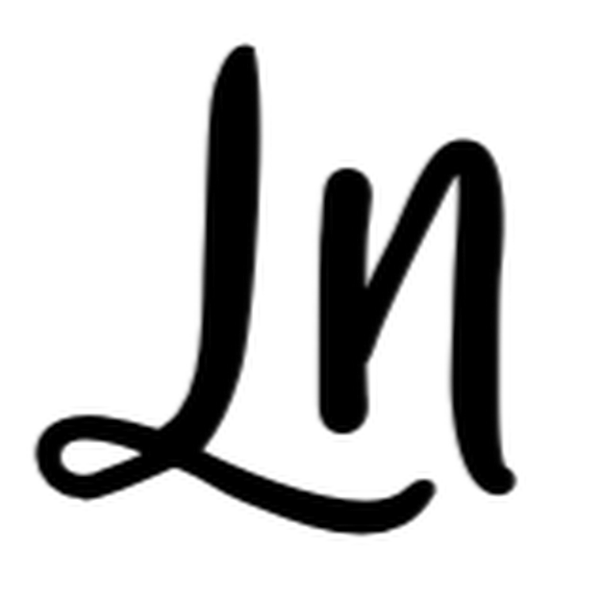 Lynette Noni logo