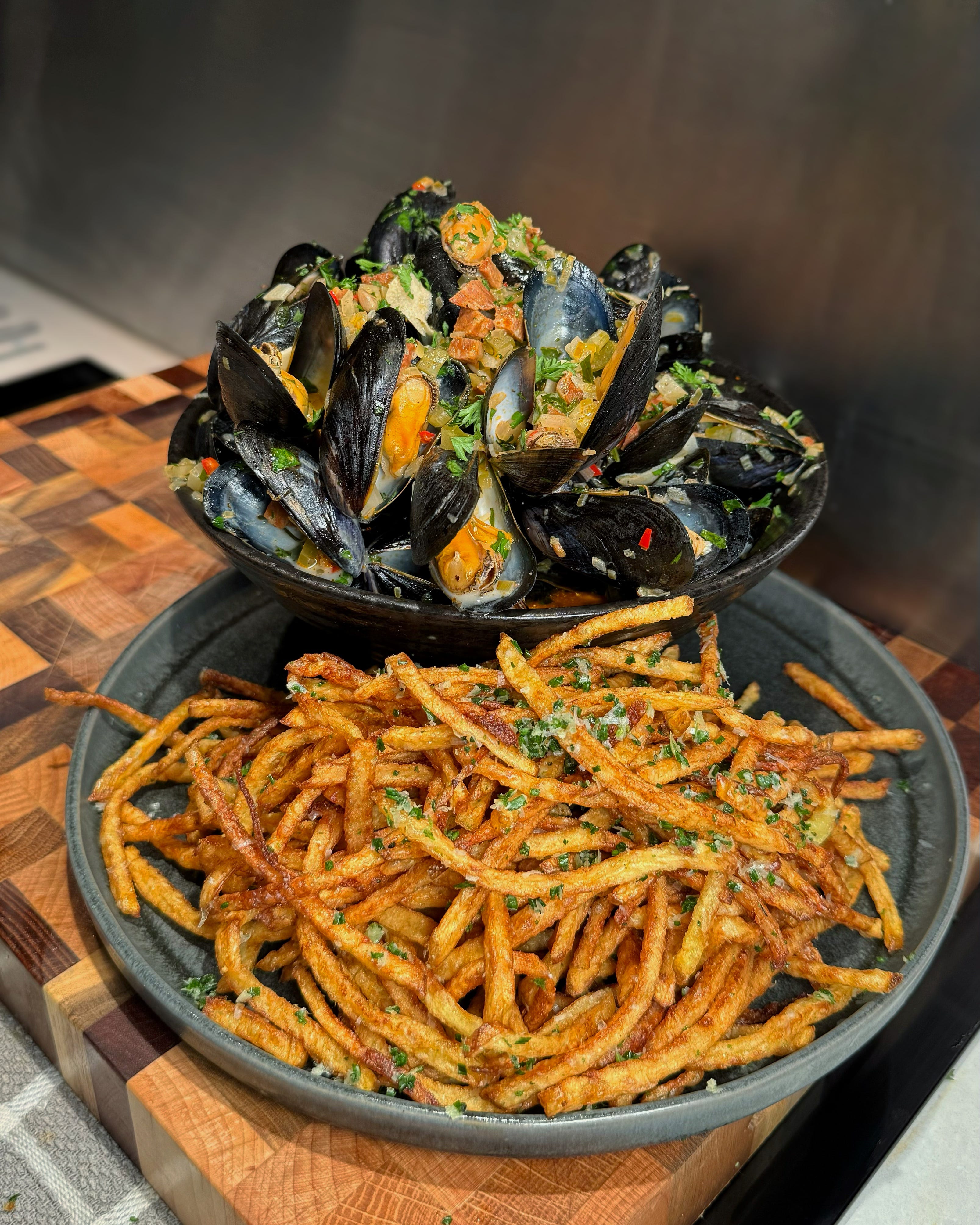 Moules-Frites: a recipe - Notorious Foodie