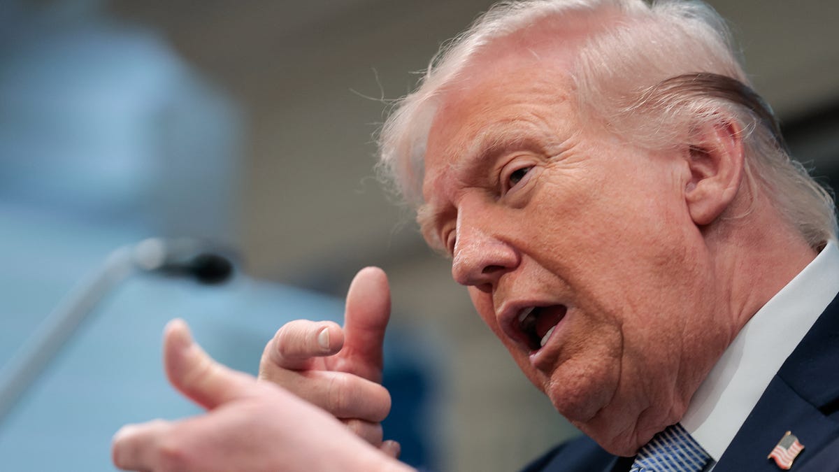 Trump to Iran: “A whole civilization will die tonight”; Iranians form human chains around critical infrastructure