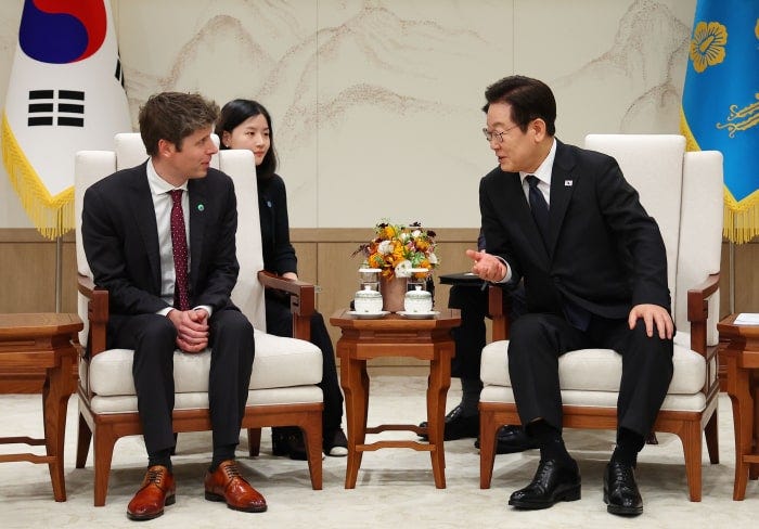South Korean President Lee Jae Myung andOpenAI CEO Sam Altman sit and talk at the South Korean presidential office.