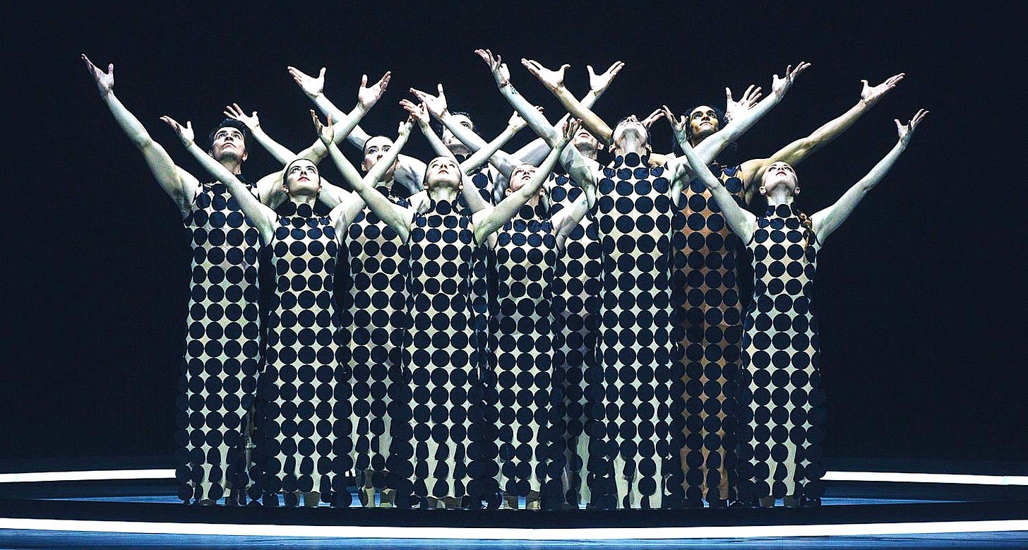 STEPHANIE LAKE: MASS MOVEMENT | Icons