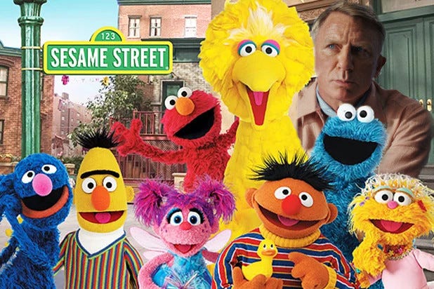A group of puppets with a person in the background

AI-generated content may be incorrect.