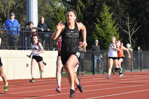 Pulaski girls 400 relay Pulaski girls 400 relay