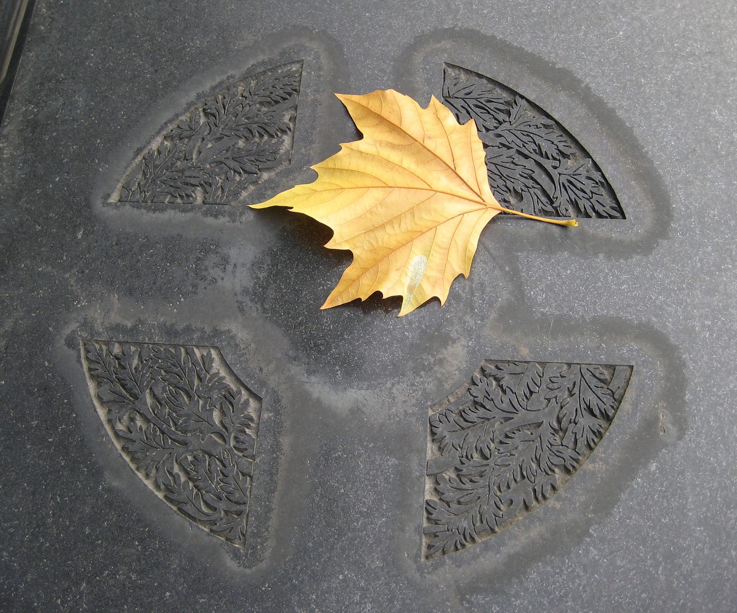 Monument at Père-Lachaise cemetery in Paris. (Photo by Jade Walker)