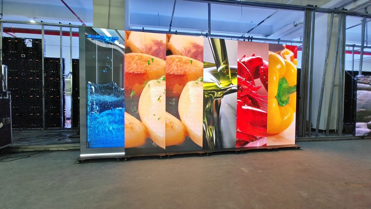 How to deploy multimedia LED campaigns in hundreds of stores without ...