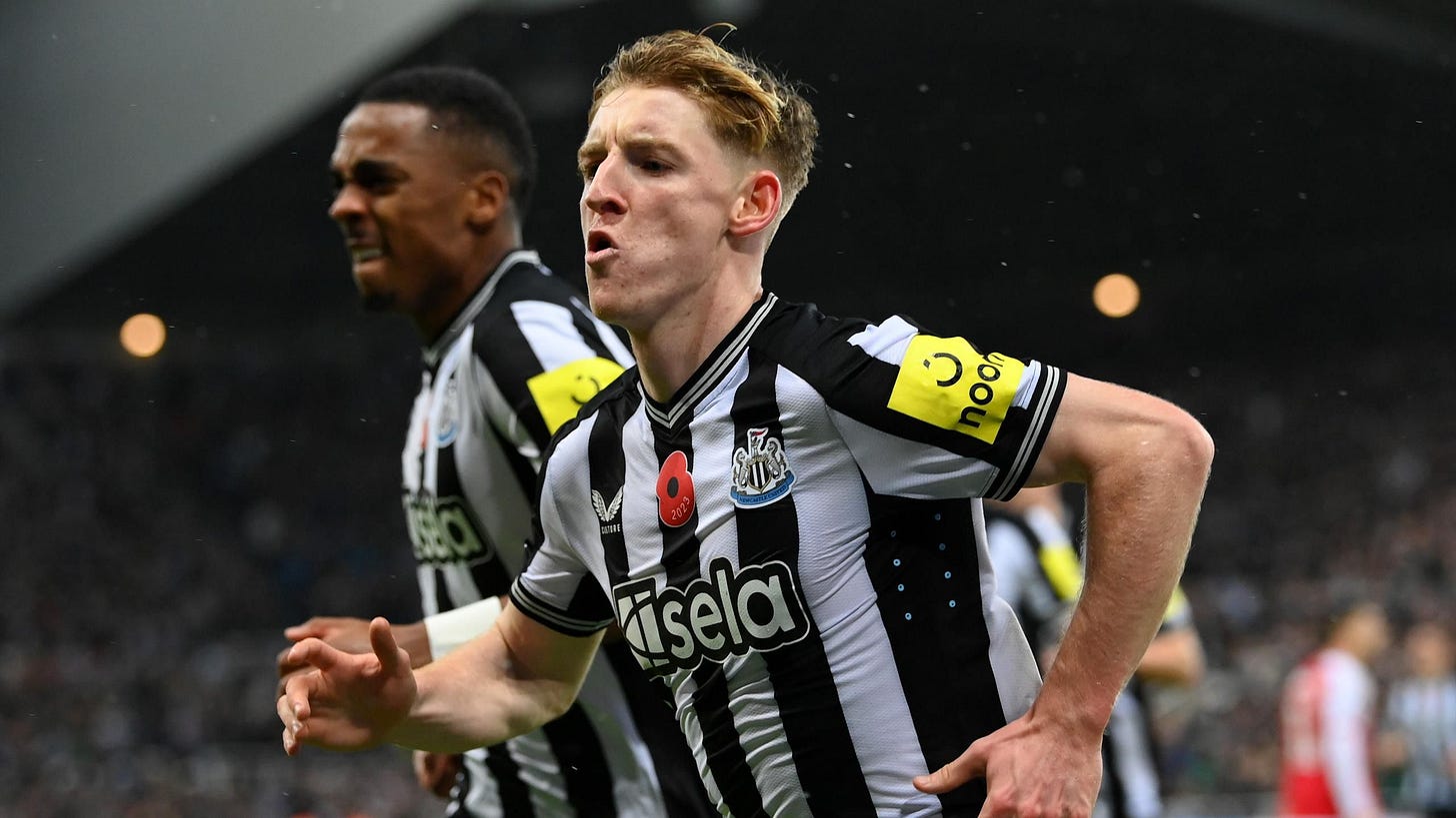 Newcastle 1-0 Arsenal: Anthony Gordon strikes for Magpies to end Gunners'  unbeaten Premier League run - Eurosport