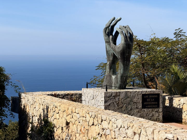 Bay views, Capilla de la Paz, Acapulco