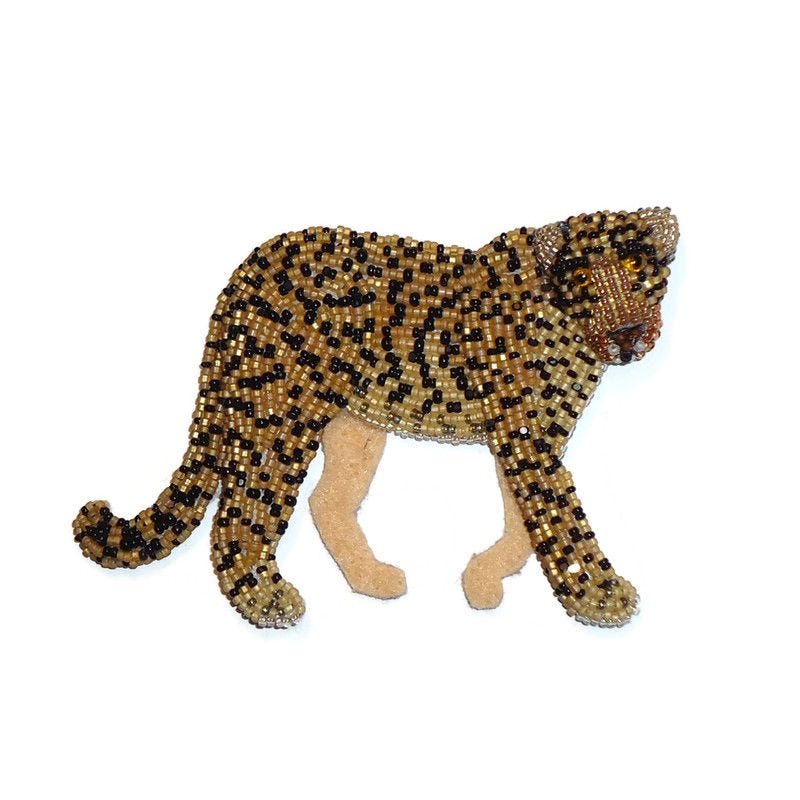 Beaded Leopard Brooch Bead embroidery animal pin Beadwork cat jewelry beads Etsy Amazon artist Beaded Leopard Brooch Bead embroidery animal pin Beadwork cat jewelry beads Etsy Amazon artist