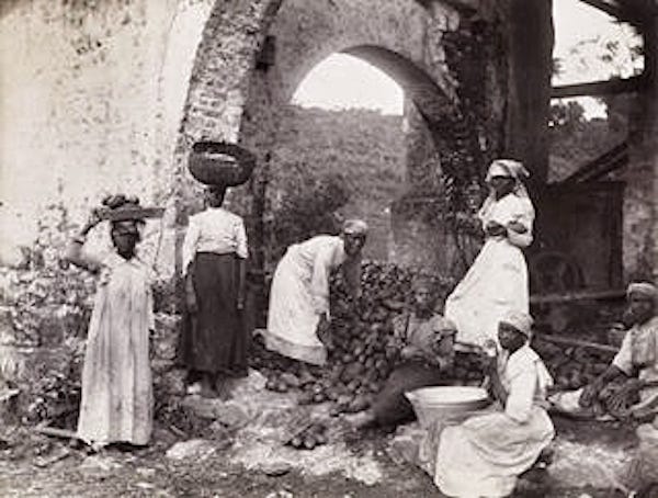 Photos show “freed” Jamaicans at the turn of the Century…
