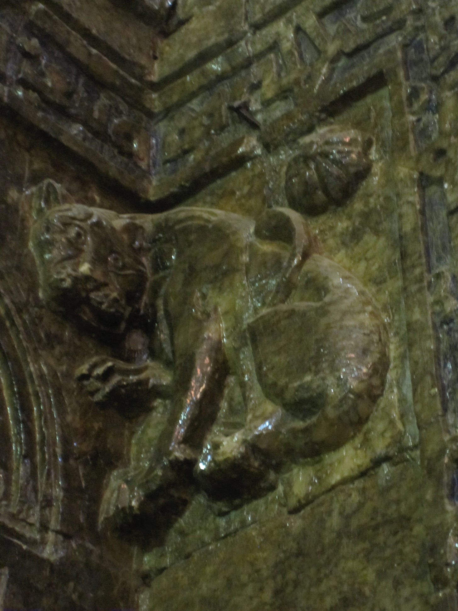 carved corner in Mar Behnam monastery carved corner in Mar Behnam monastery