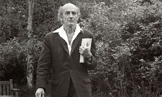 F. R. Leavis not touching Terry Pratchett with a barge pole and gardening gloves.