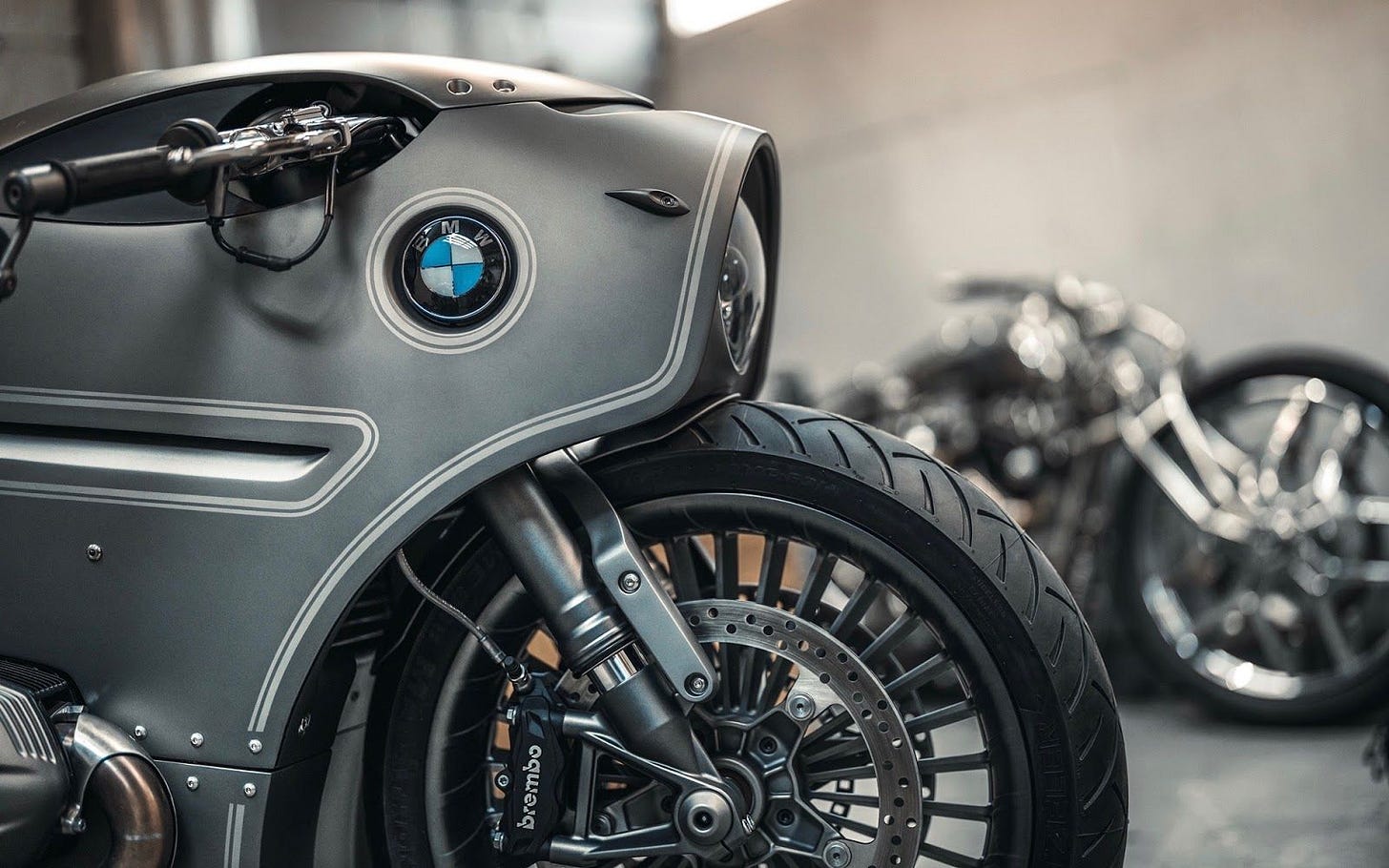 This Custom BMW Motorcycle Is a Sinister Sci-Fi Superbike - Maxim
