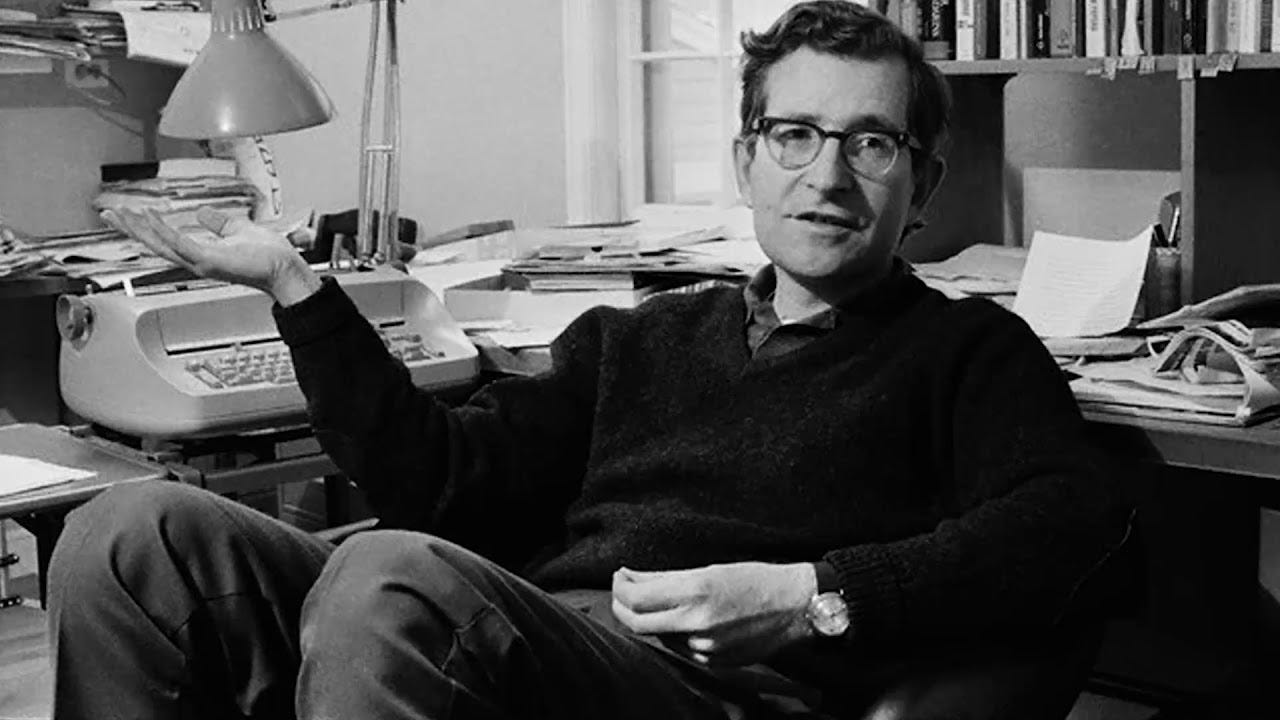 Young Noam Chomsky on America (1978)