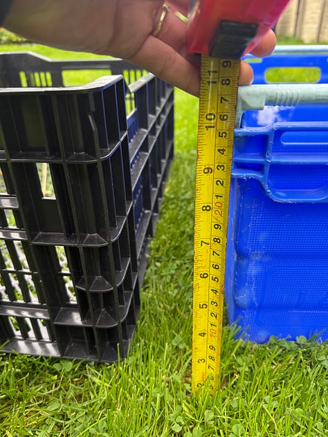 Bale arm crate, marker pen, labels