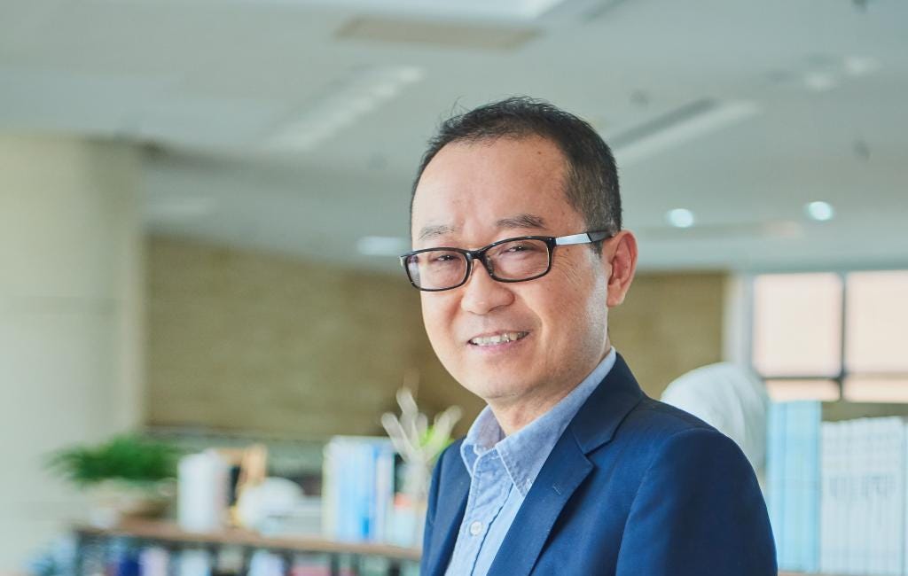 Leading professor calls for massive govt subsidy to families at key forum