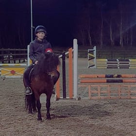 Twilight Cash Jumping attracts talent to Ardnacashel