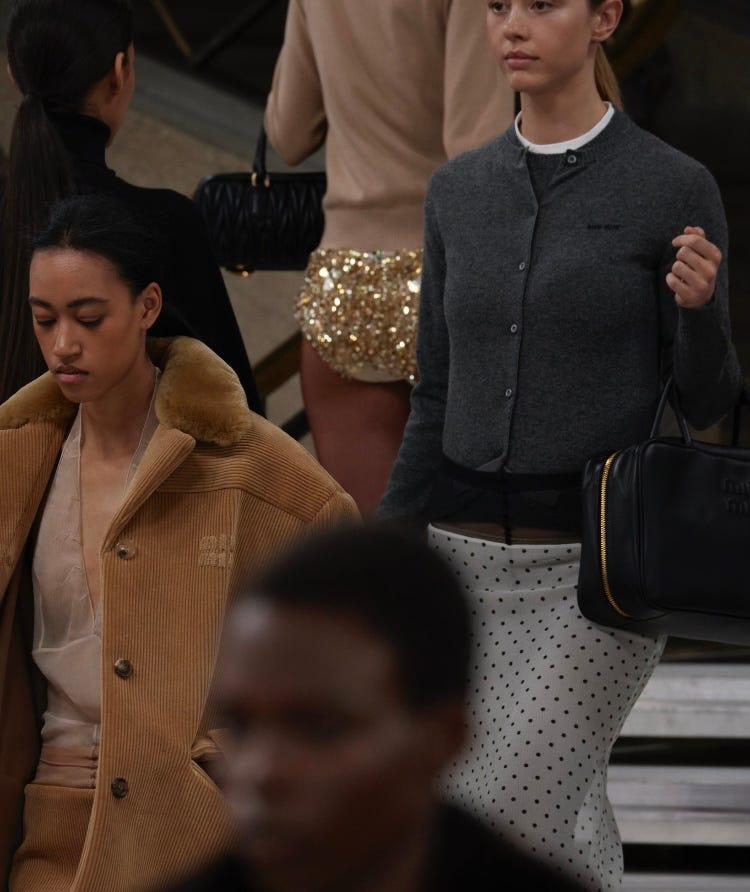 The Secretary wears Miu Miu - by Ana Beatriz Reitz