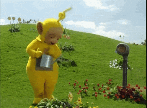 Teletubbies Laa Laa GIF - Teletubbies Laa Laa Watering Plants GIFs