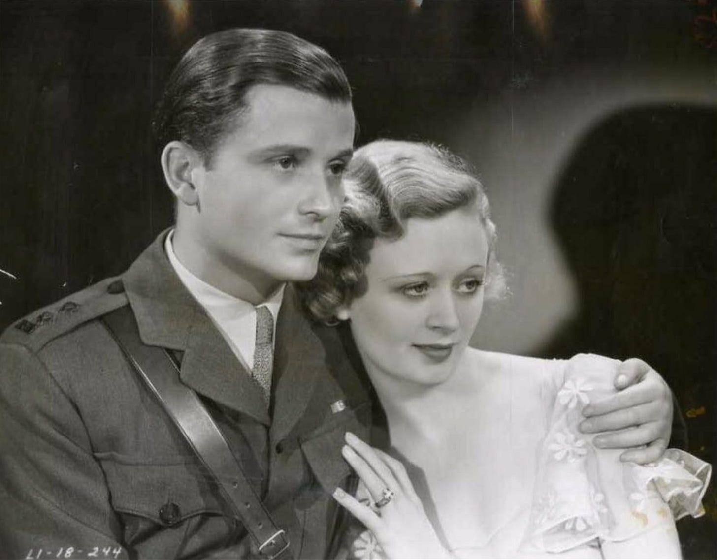 Frank Lawton and Ursula Jeans in a scene from Cavalcade
