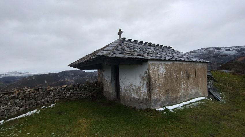 Ermita de Montefurado (Asturias)
