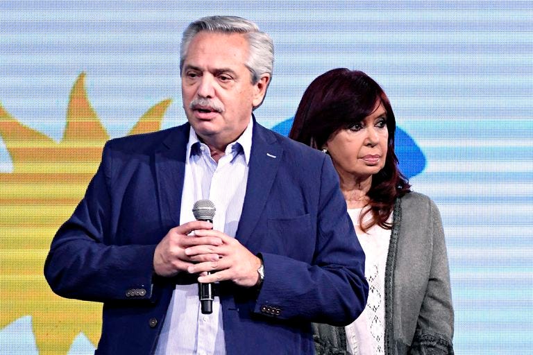 Alberto Fernández y Cristina Kirchner en el búnker del Frente de Todos Alberto Fernández y Cristina Kirchner en el búnker del Frente de Todos