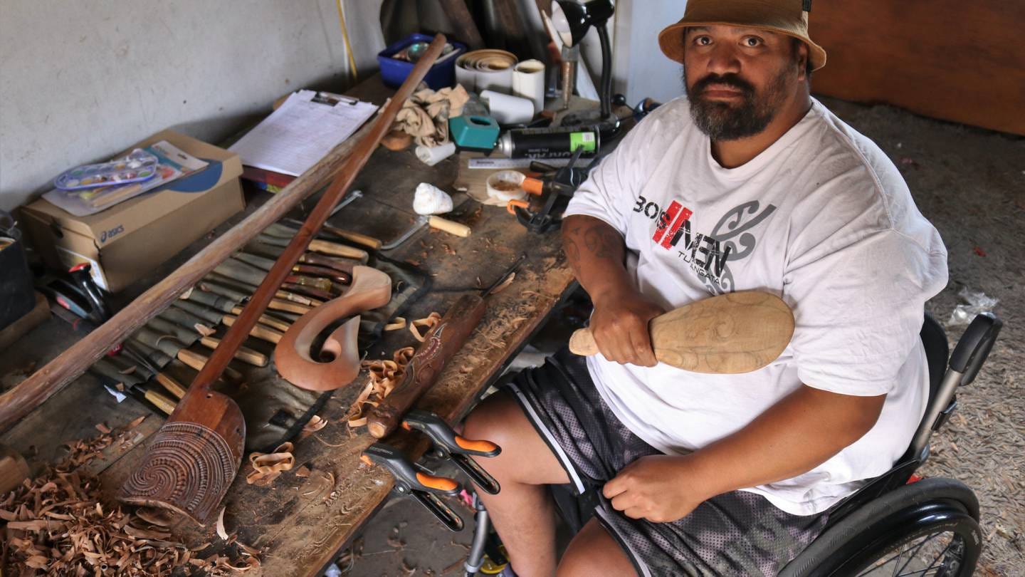 Anaru Ruka’s Kaikohe garage doubles as a carving workshop. Photo / Peter de Graaf