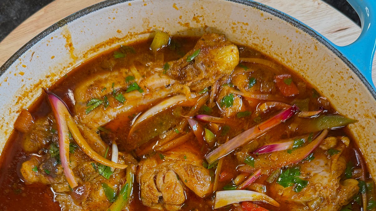 Pollo Guisado: The Ultimate Comfort Food (Latin Chicken Stew)