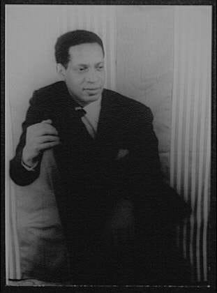 https://upload.wikimedia.org/wikipedia/commons/5/59/Portrait_of_William_Demby_LCCN2004662792.jpg