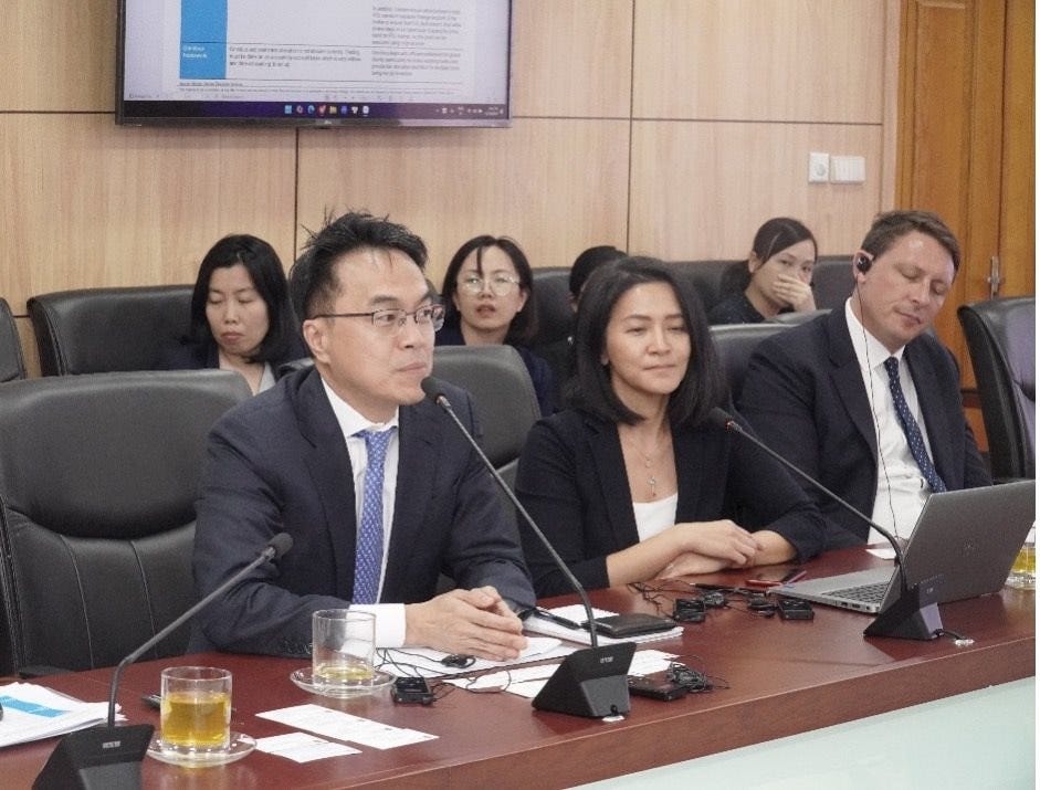 FTSE Rusell và Morgan Stanley làm việc với UBCKNN về việc nâng hạng thị trường chứng khoán Việt Nam- Ảnh 3. FTSE Rusell và Morgan Stanley làm việc với UBCKNN về việc nâng hạng thị trường chứng khoán Việt Nam- Ảnh 3.