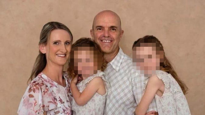 Marjan and Nigel Joyce died of cancer within seven days of each other. Kiwis are now donating generously to their daughters. Photo / Givealittle