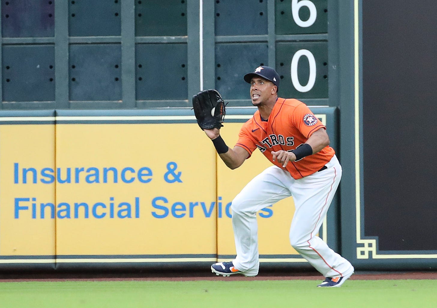 Michael Brantley not in Astros' lineup for opener vs. Dodgers