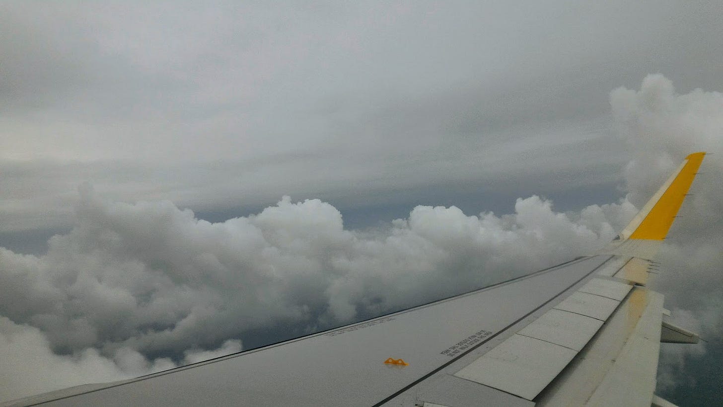 aereo tra le nuvole Turbulence Aware