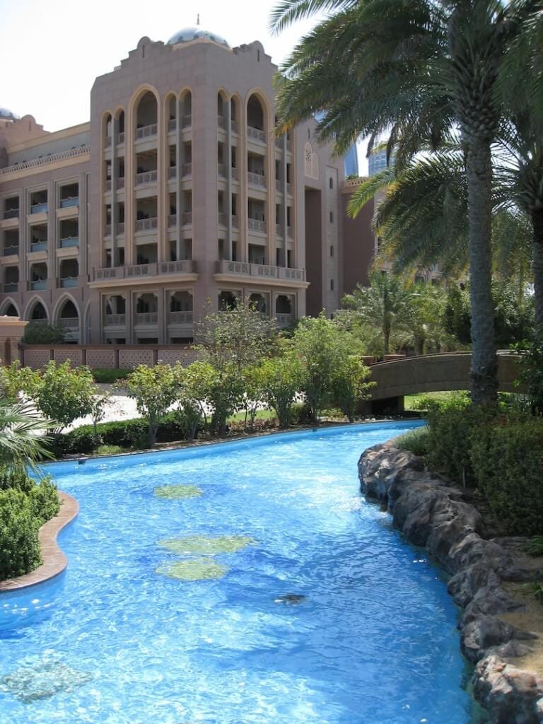 Lazy river