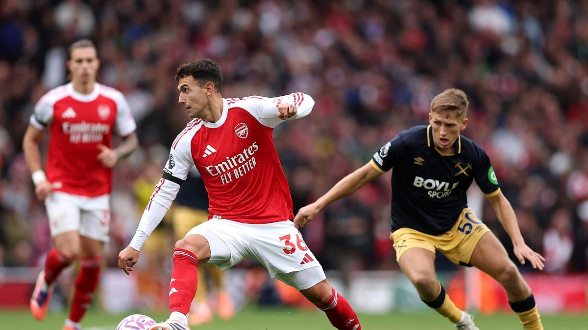 Midyear check: Holding midfielders - by Adam Rae Voge
